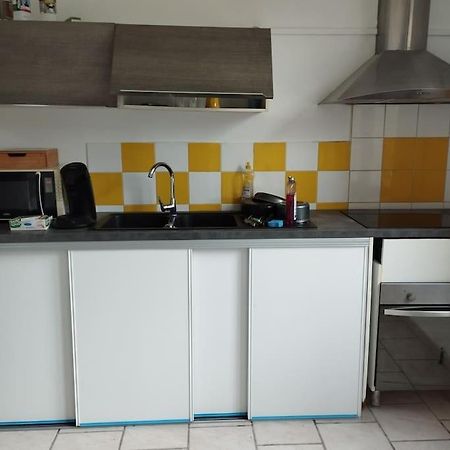 Apartamento Agreable Maison Avec Parking Gratuit Amiens Exterior foto